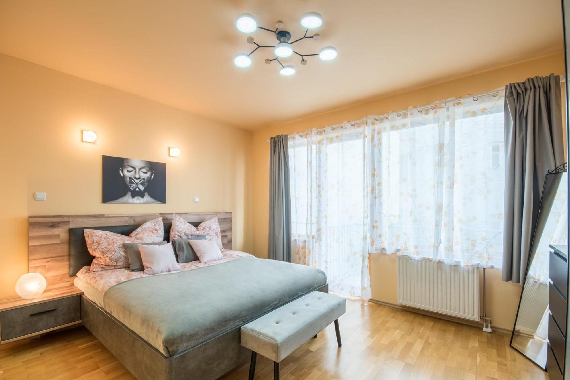 Ferienwohnung Very Central - Large - Balcony - Comfy Budapest Exterior foto